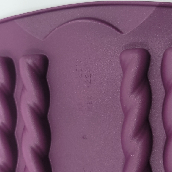 Tupperware Sticks Mold Silicone  New - Picture 5 of 10